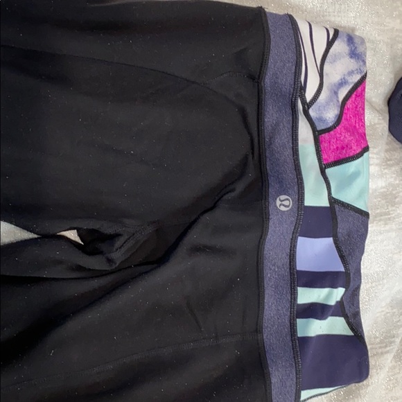 Women’s Lululemon Astro pant - Picture 2 of 3